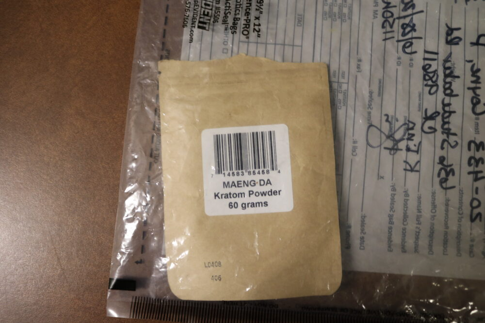 Image of Kratom Divine packaging, back