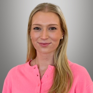 Professional Headshot of Elli Arbogast, Intake Paralegal.